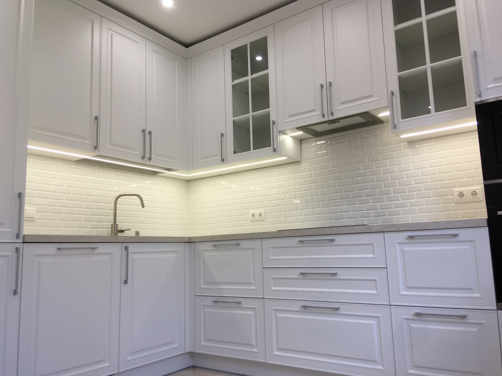 Кухня неоклассика