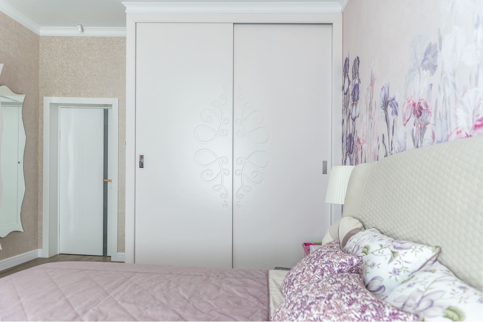 Дом с бассейном