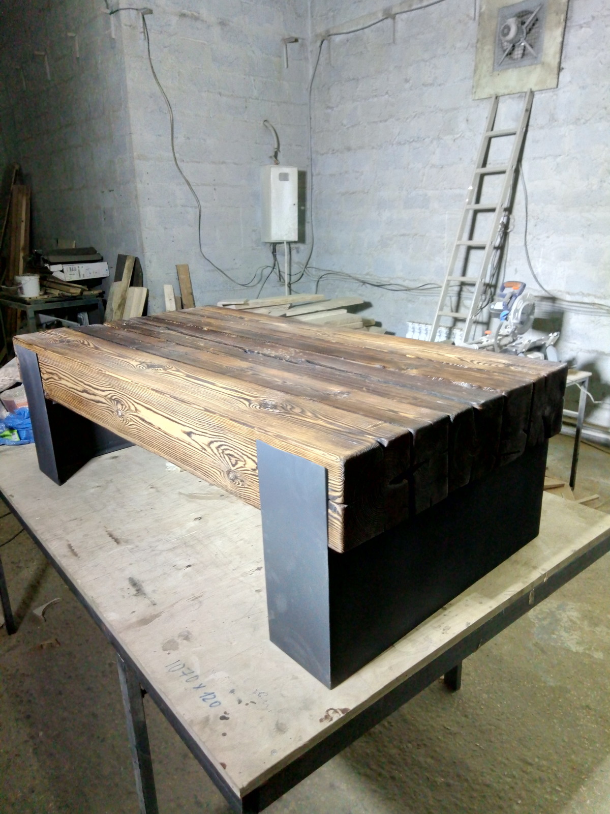 Обложка проекта: стол журнальный лофт