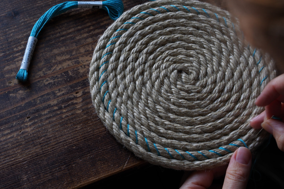 DIY: Как сделать подставку под горячее из сизаля своими руками