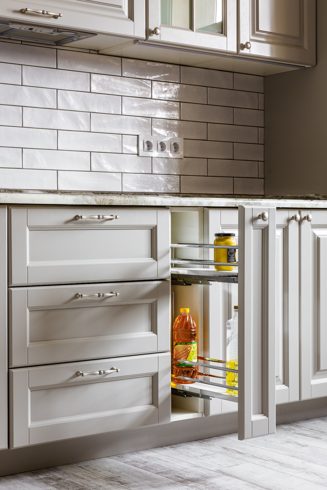 Кухонный гарнитур в классическом стиле