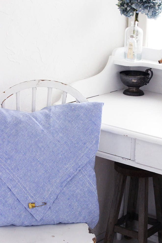 Фотоохота: Декоративные подушки на диван своими руками