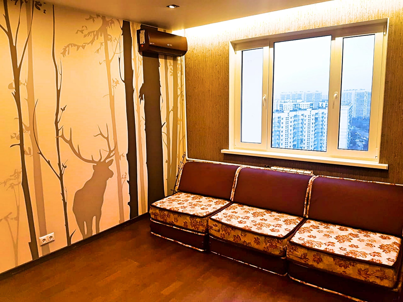 Обложка проекта: Бескаркасный модульный диван для гостиной