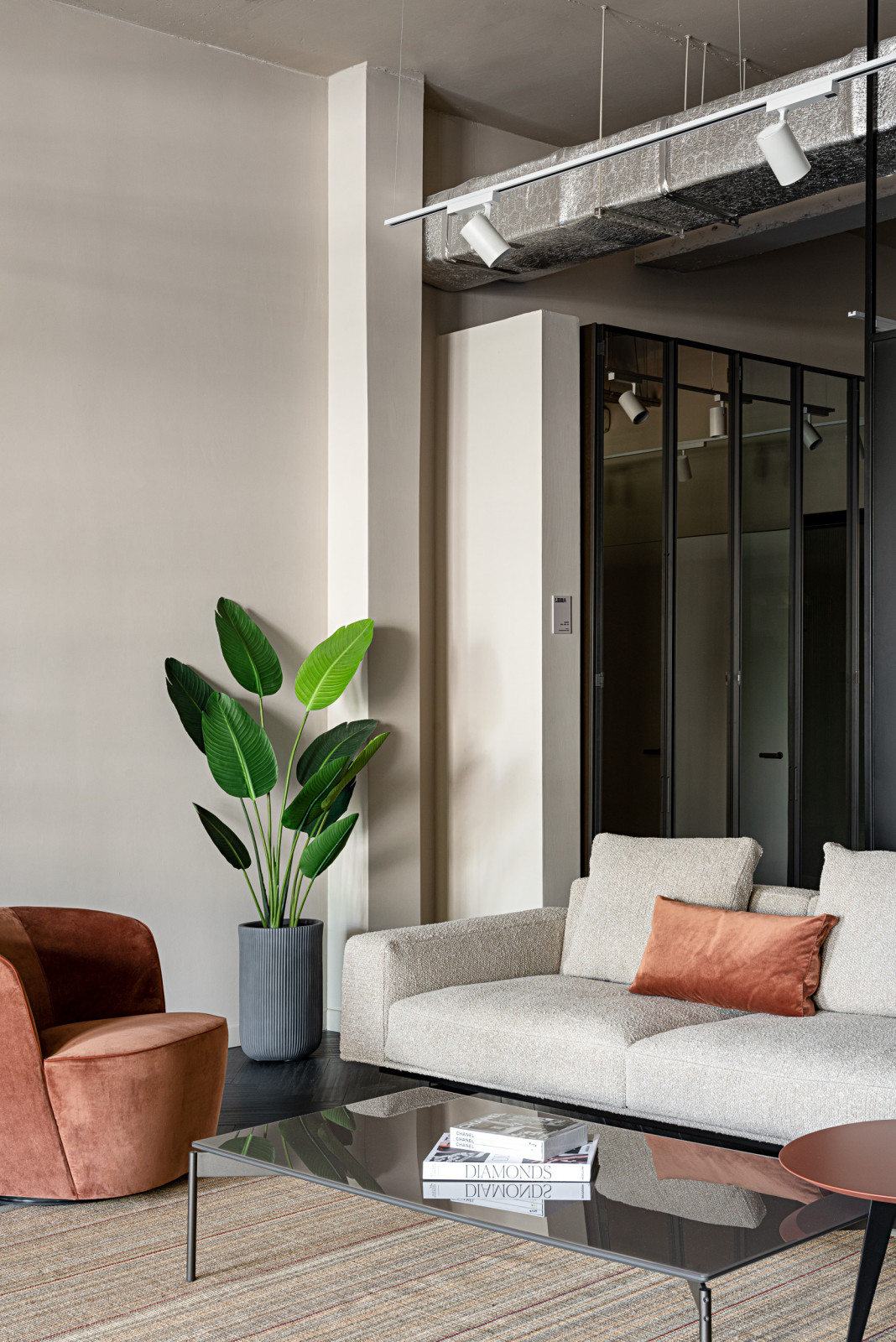 Шоурум Living Atmosphere в Алматы