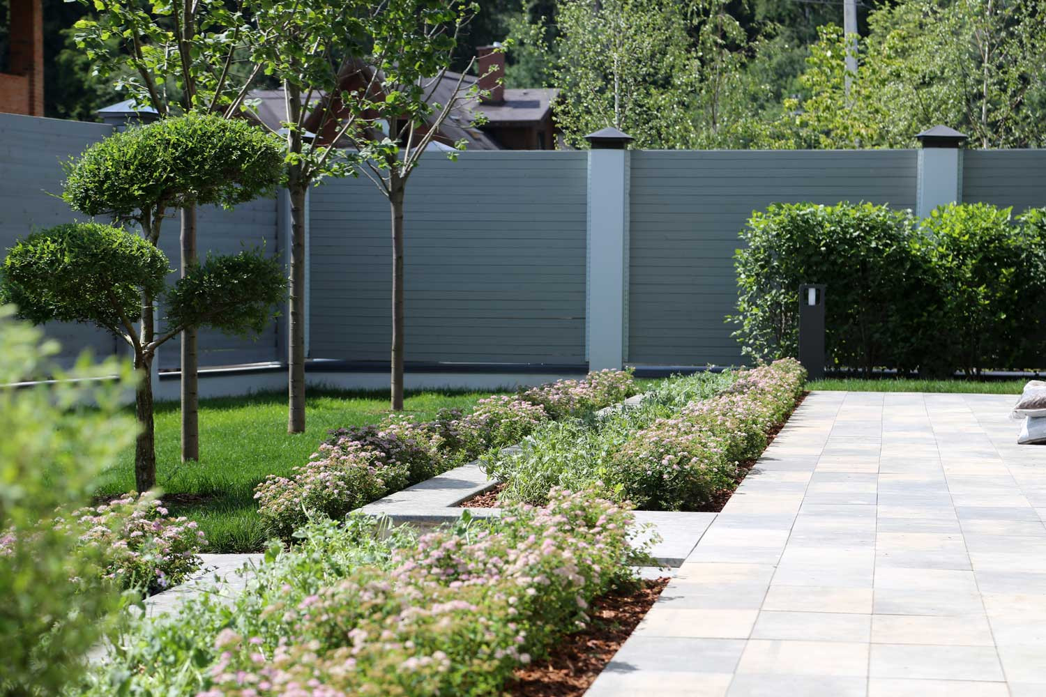 Сад недели: Совсем без цветников