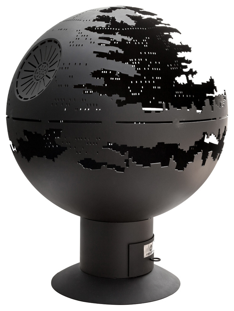 Уличный очаг "Звезда смерти"