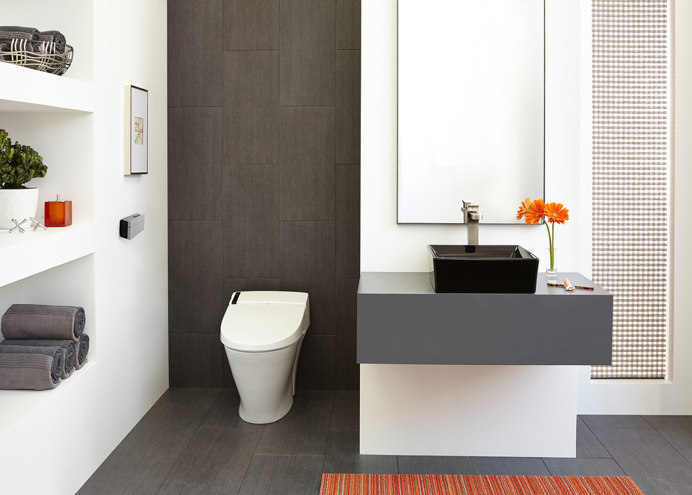 Умный, еще умнее: Будущее унитазов уже наступило