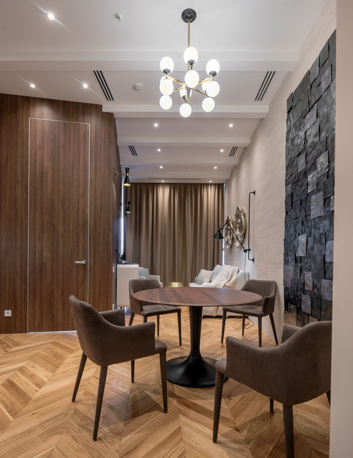 VSREDE. ЖК Барселона Парк 1