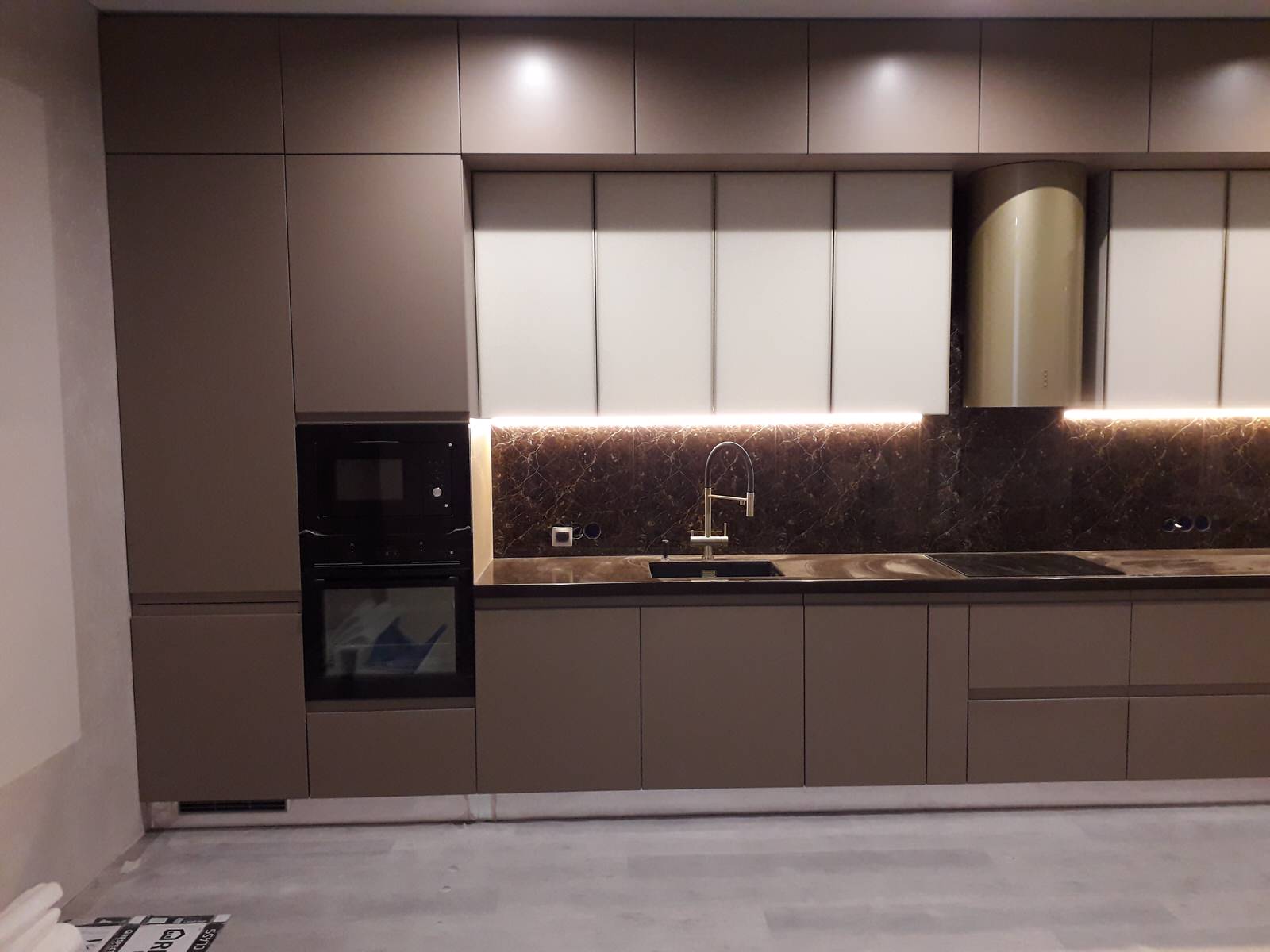 Обложка проекта: кухня