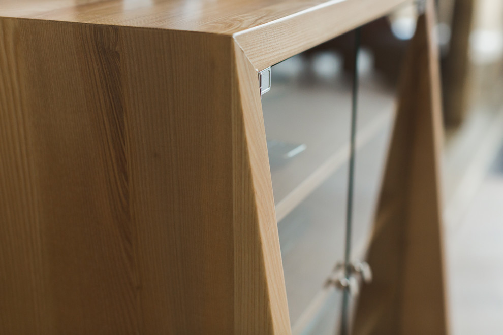 Комод и Стол