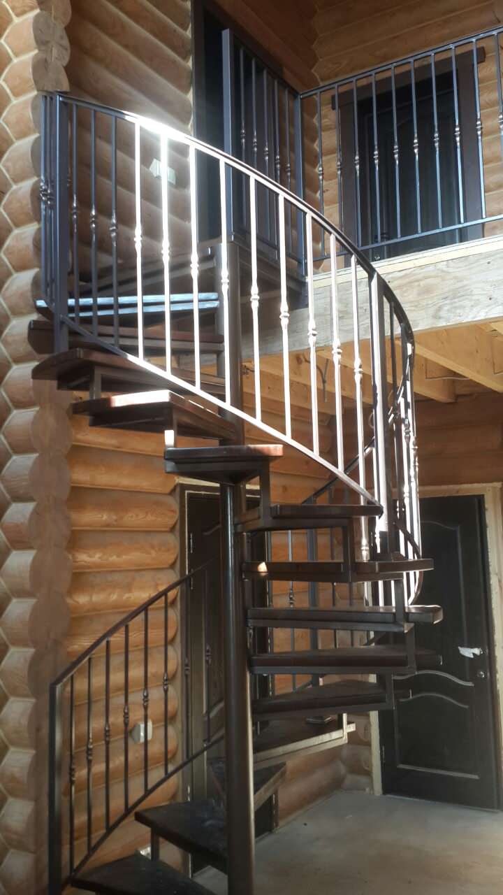 Металлокаркас и рабочие моменты