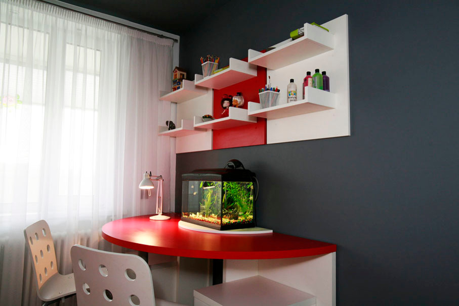 Проект недели: Детская для двух принцесс в красно-серых тонах