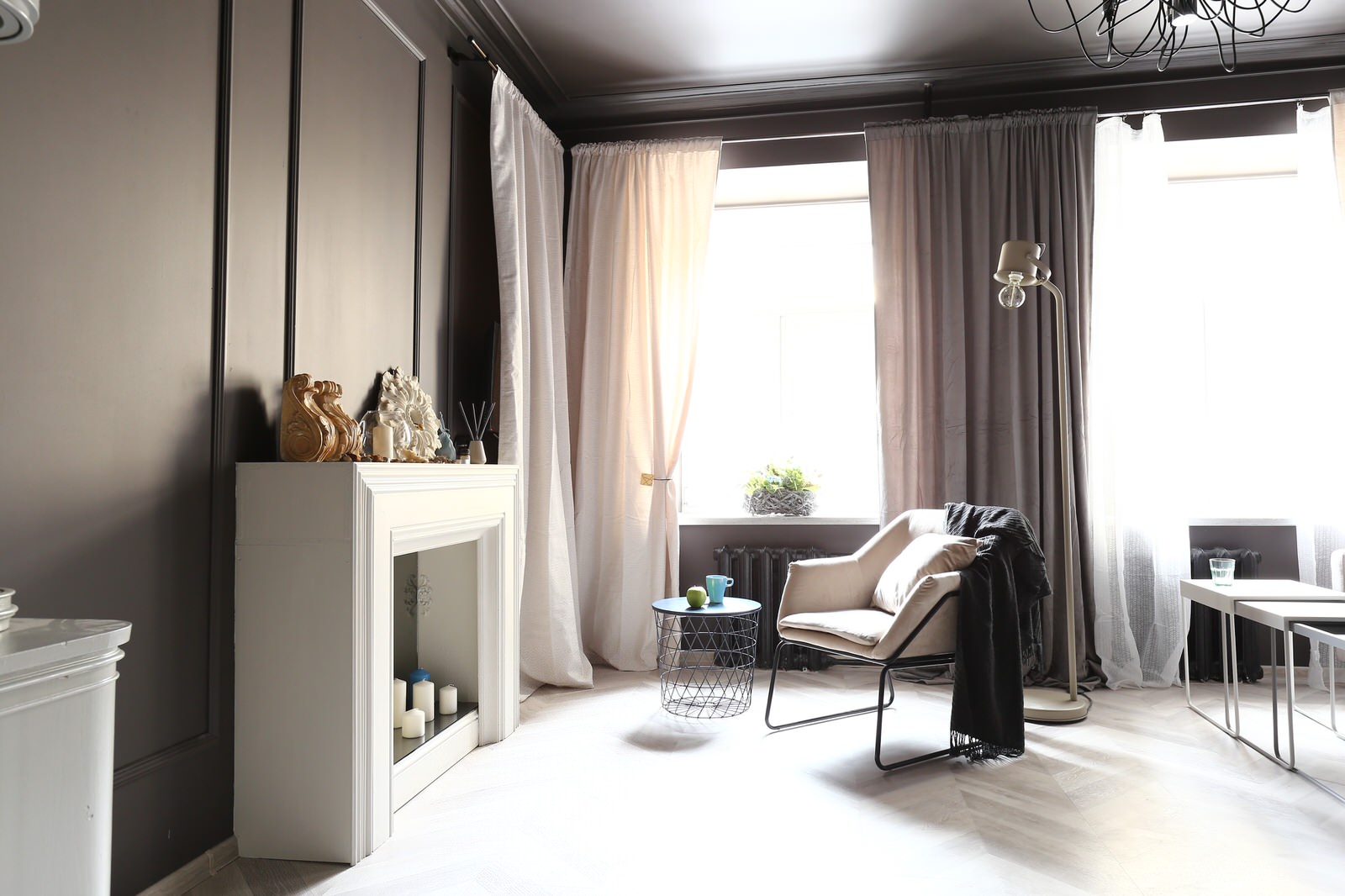 Чёрное и белое