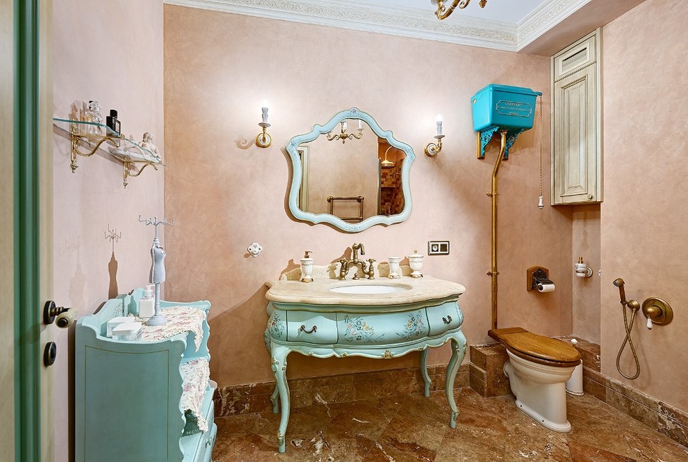 Антикварная история