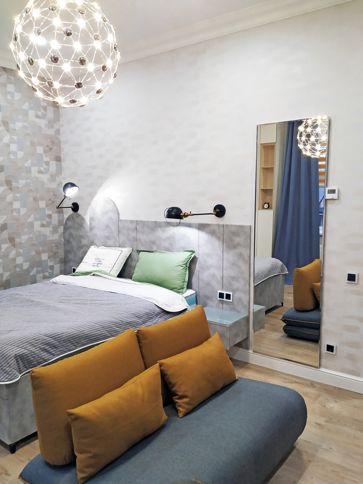 Подростковая комната с элементами лофта