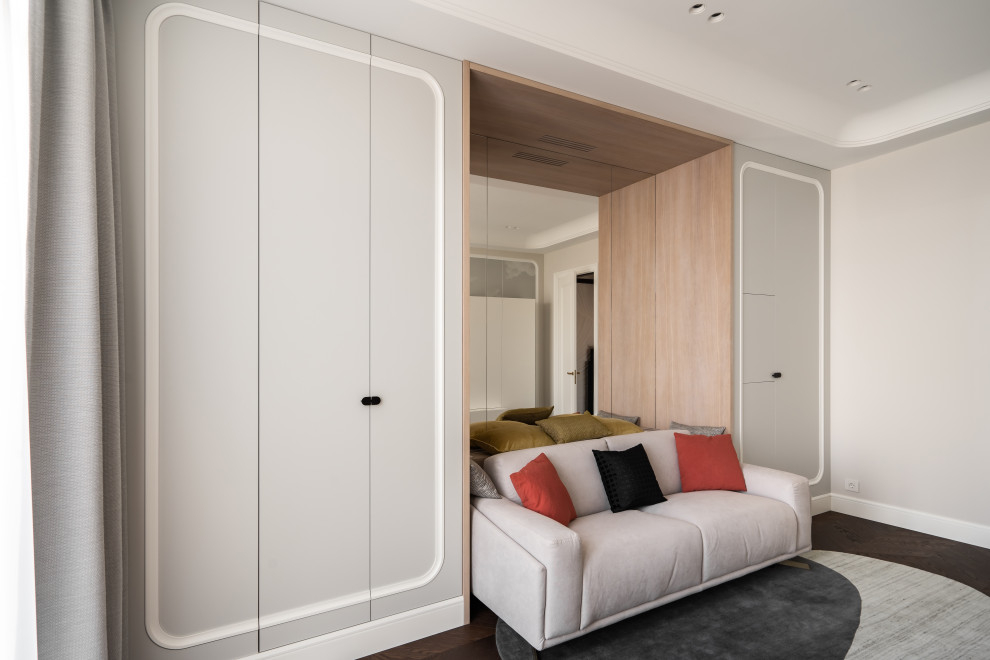 Шикарная квартира с белой мебелью