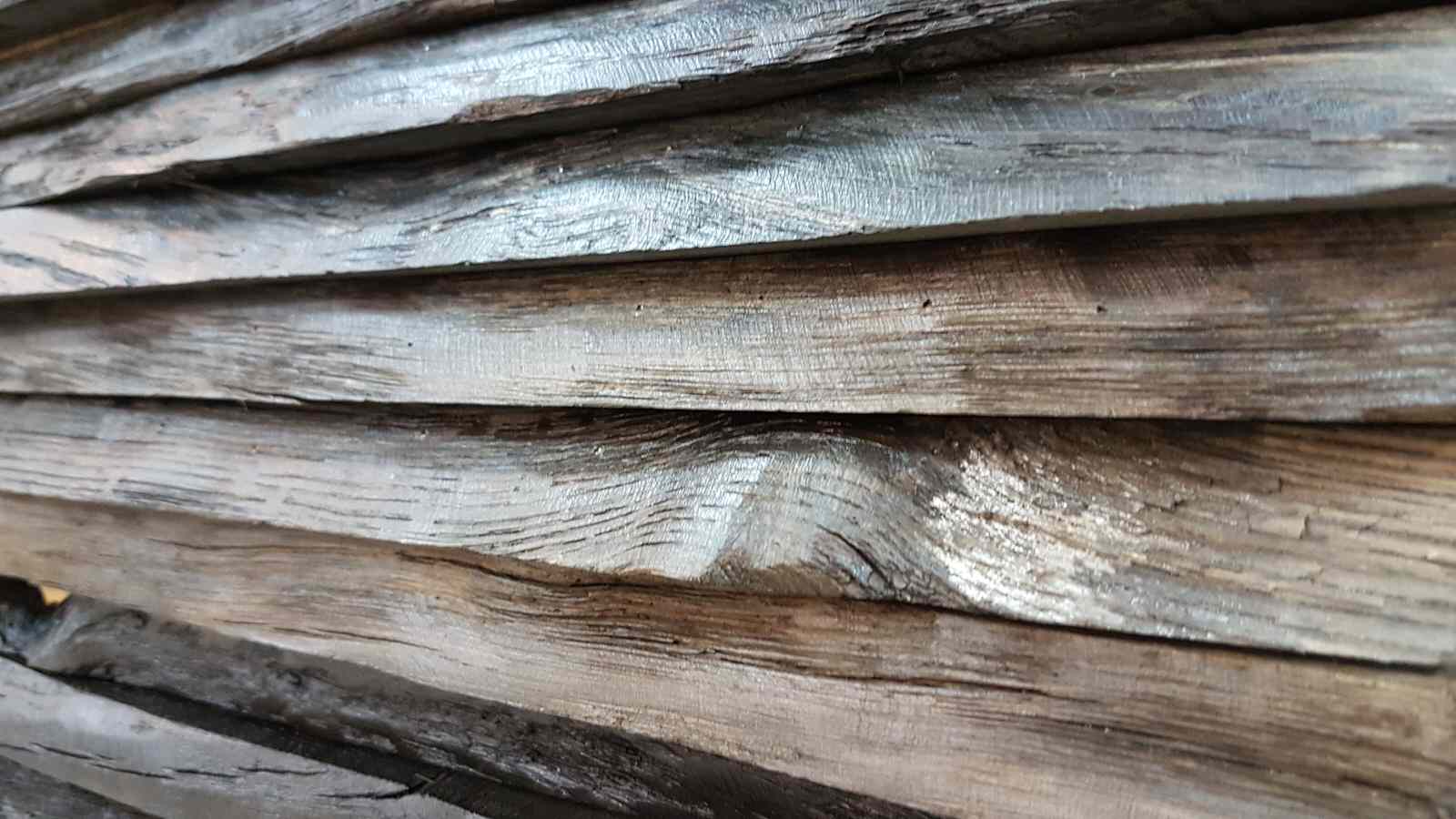 Обложка альбома: Интересные столы