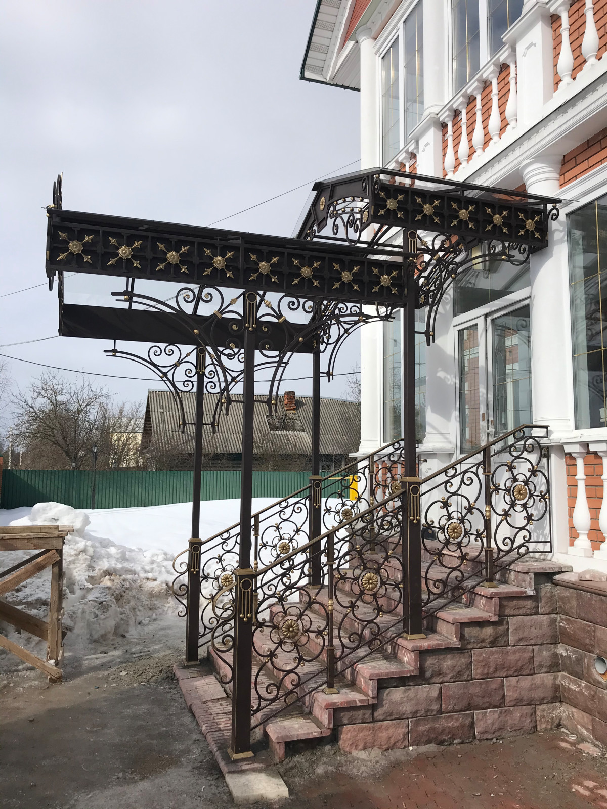 Обложка проекта: Входная группа