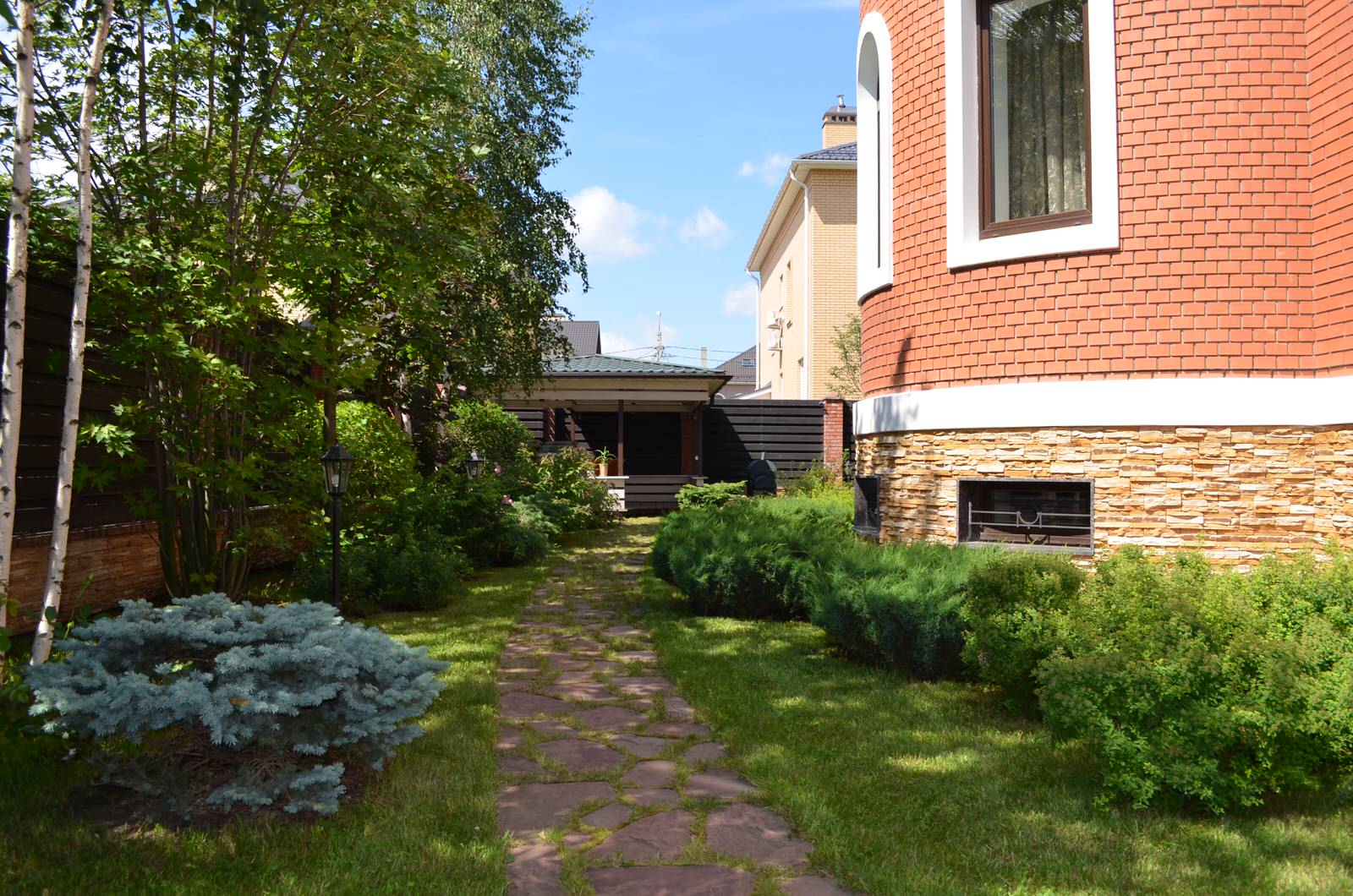 Сад в Потапово