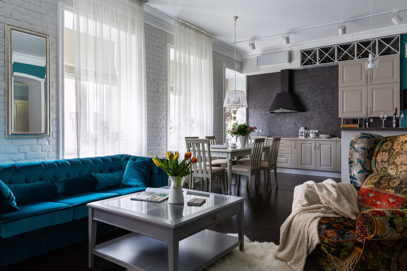 Интерьер Александры Панковой в старом фонде Петербурге