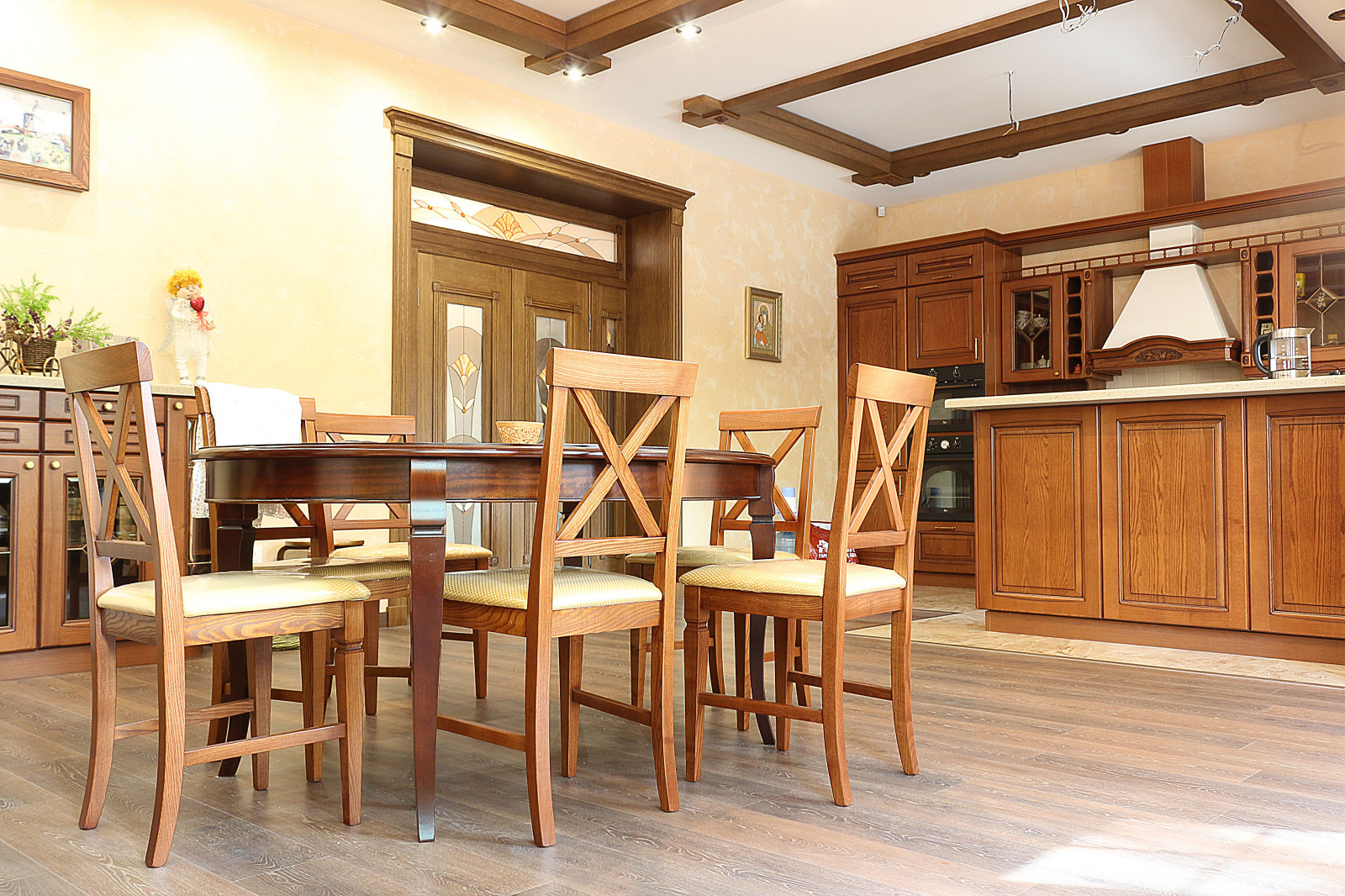 Обложка проекта: два похожих