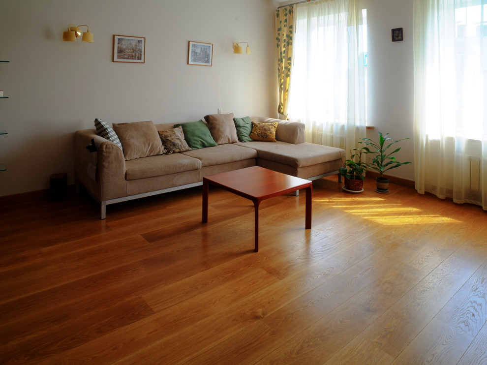 Паркетная доска из массива дуба Tantum Quercus в интерьере (квартира)