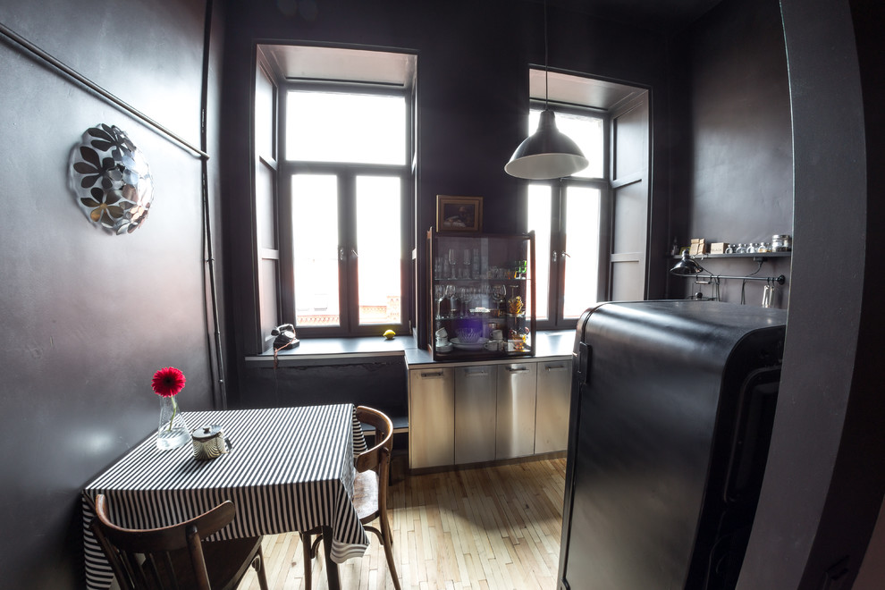 Небольшая двухъярусная квартира