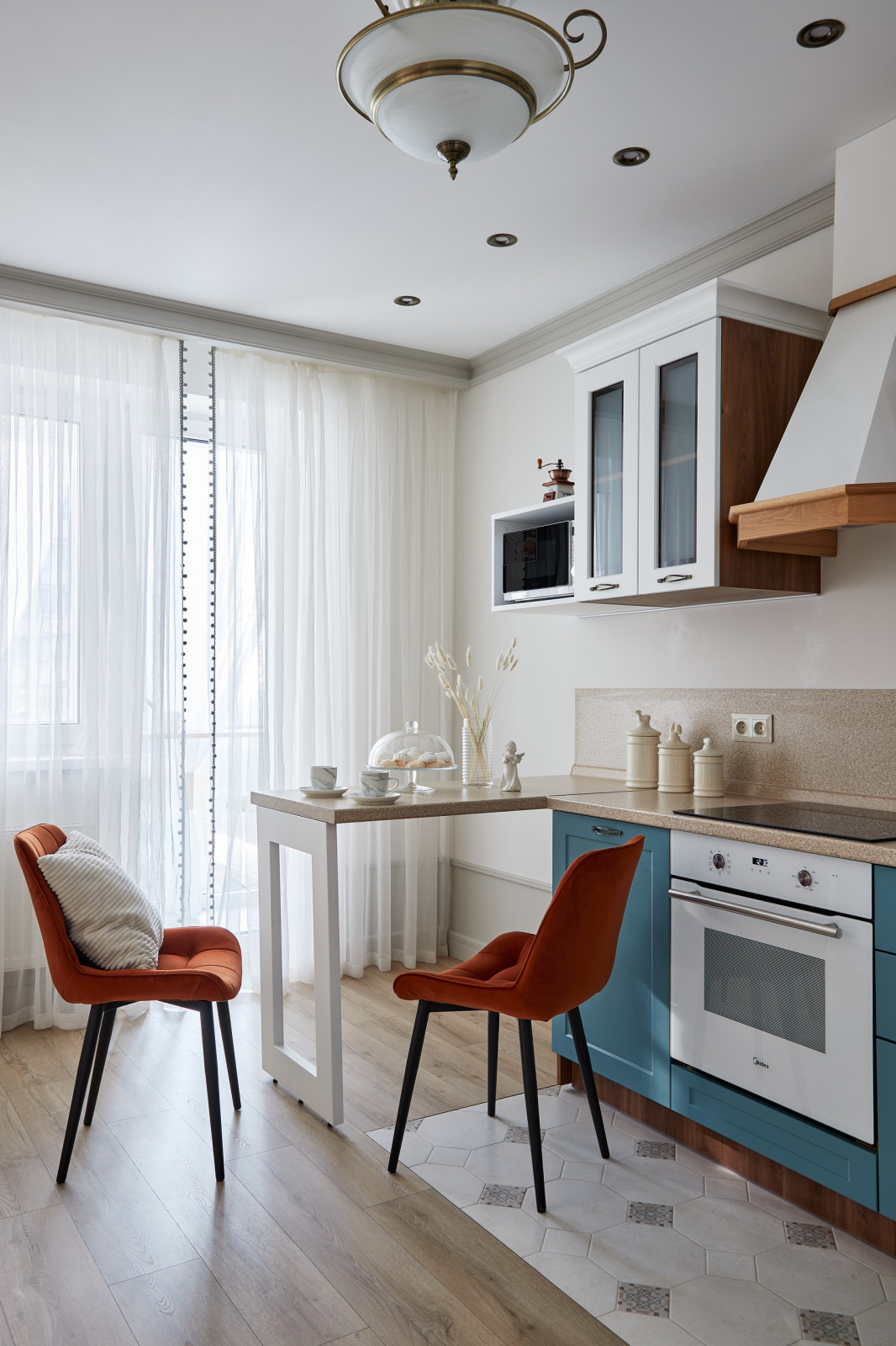 реализованный проект кухни в ЖК 7 Континент