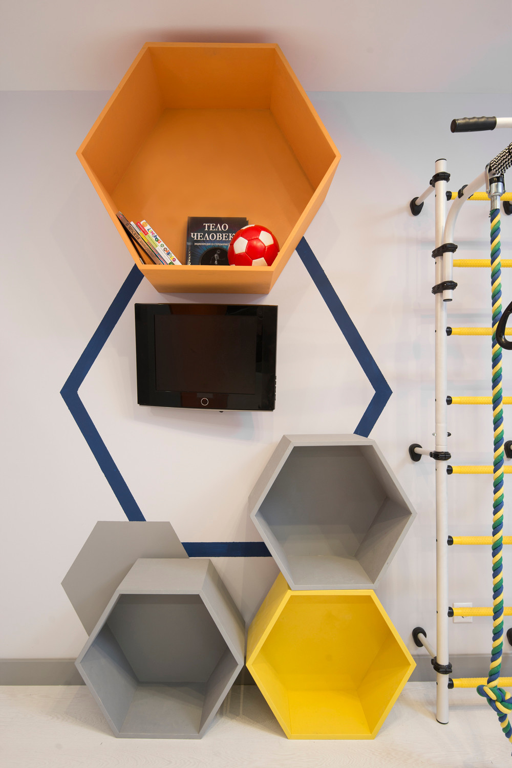 Обложка альбома: Мебель