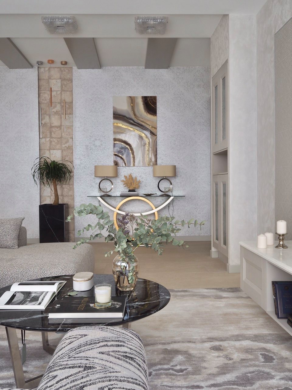 ДОМ С ПРИРОДНЫМИ АКЦЕНТАМИ