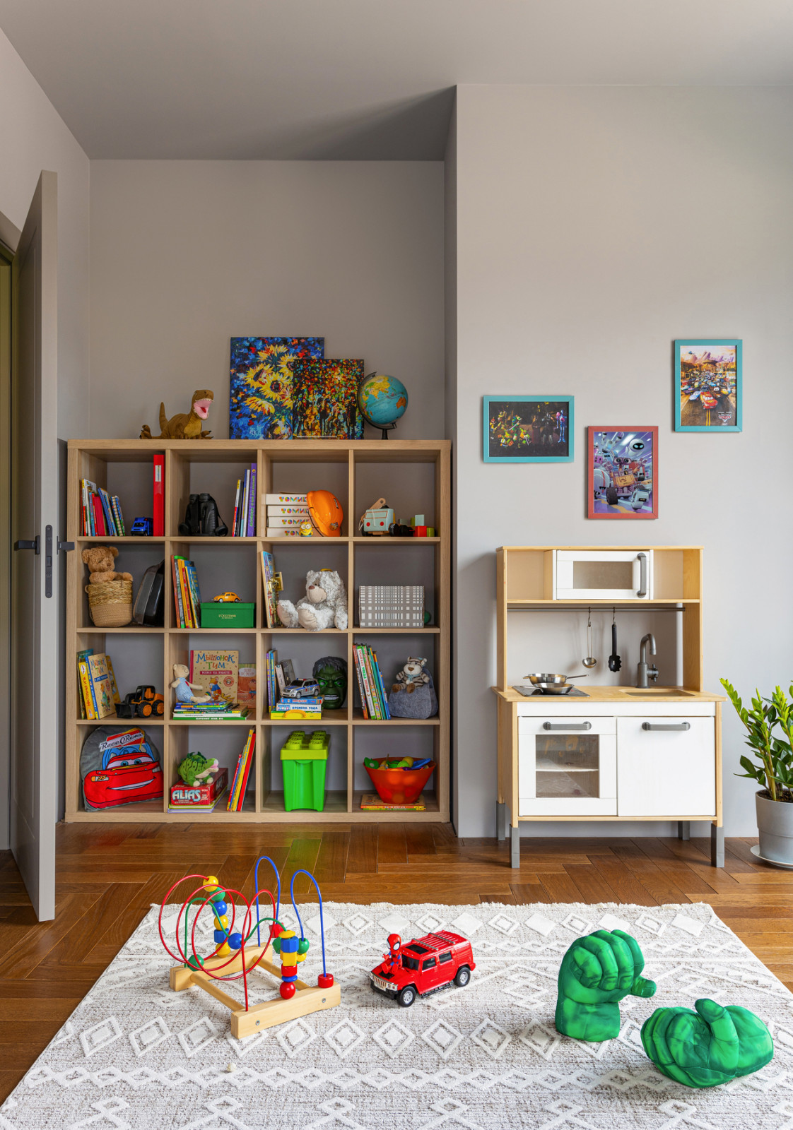 Дом в Подмосковье 137 м2 с темными стенами