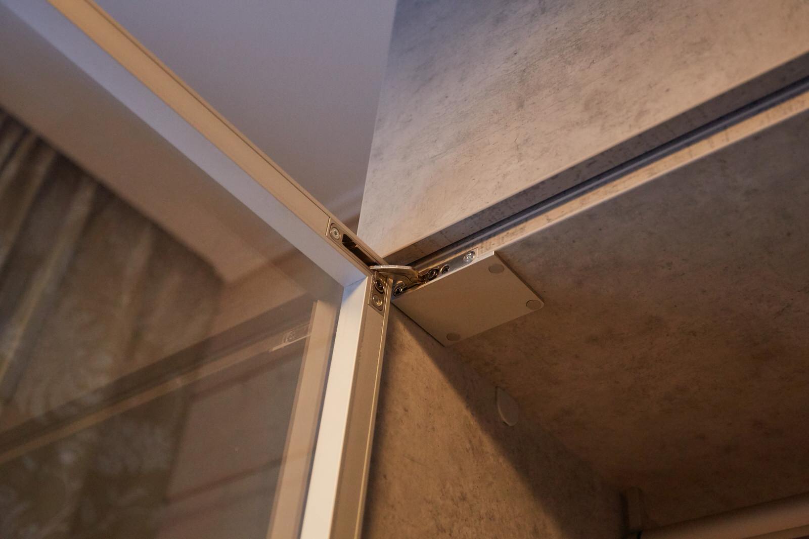 Шкафы с прозрачными дверьми raumplus