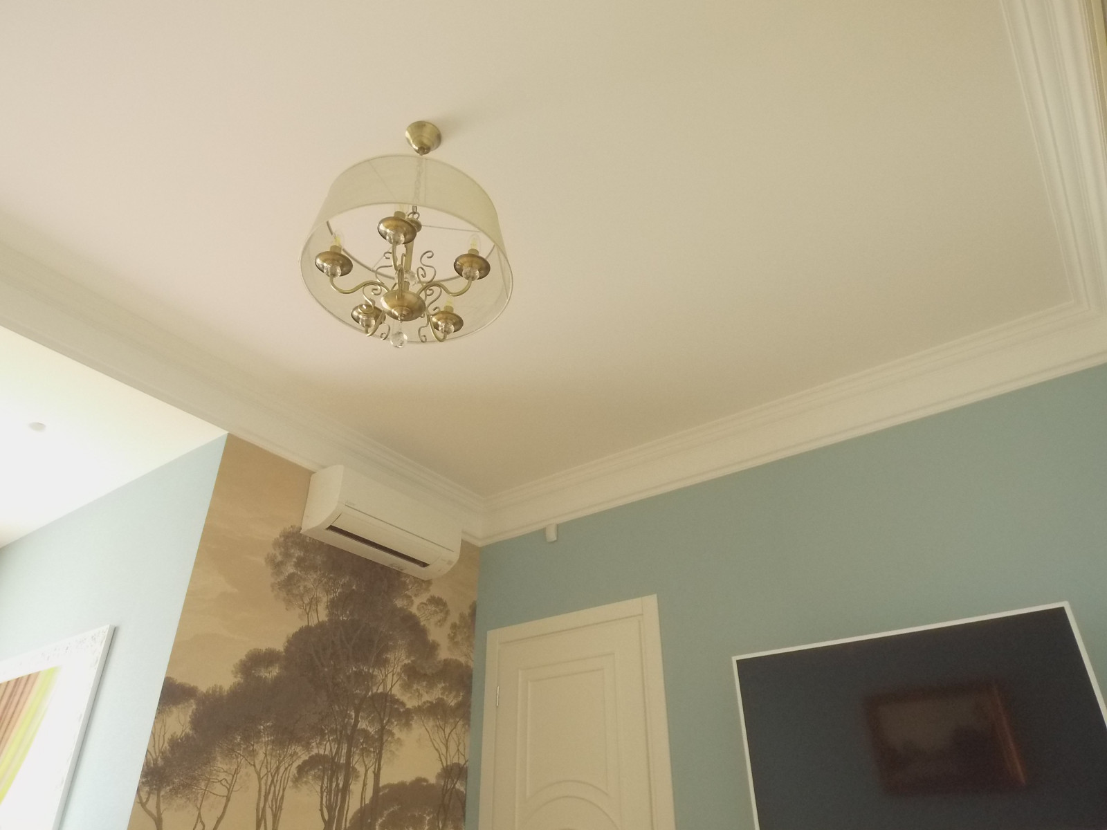 Экологичный тканевый потолок окрашиваемый