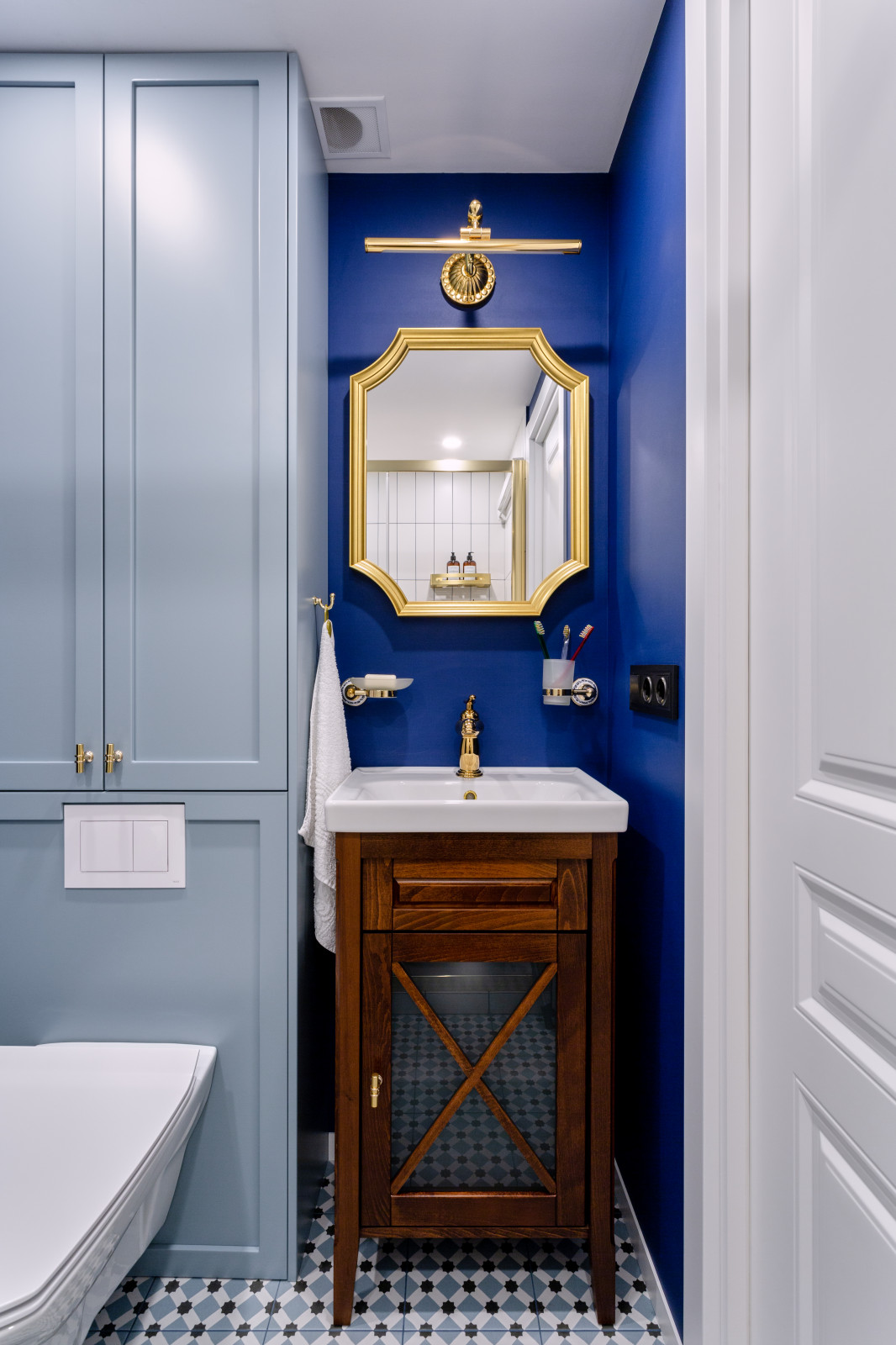 Студия со вторым уровнем