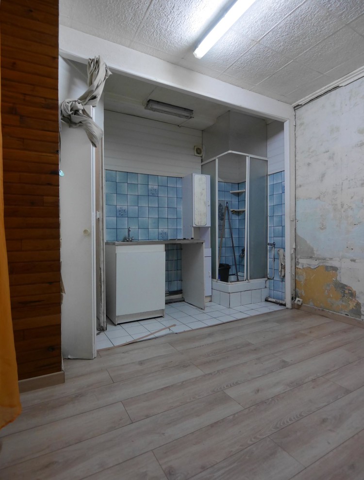 До и после: Маленькая студия 12 кв.м и синий Ива Кляйна