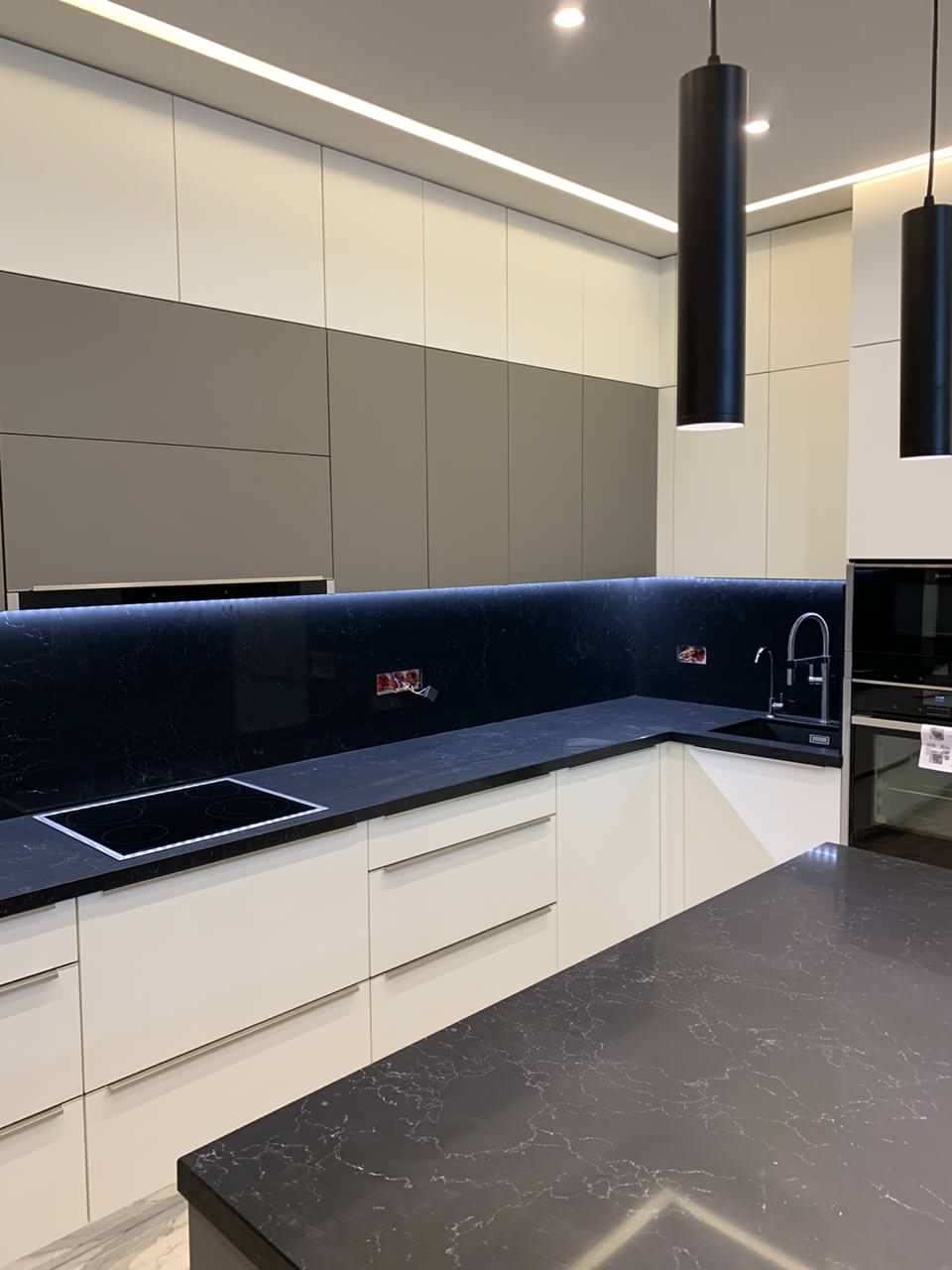 Обложка проекта: Кухня