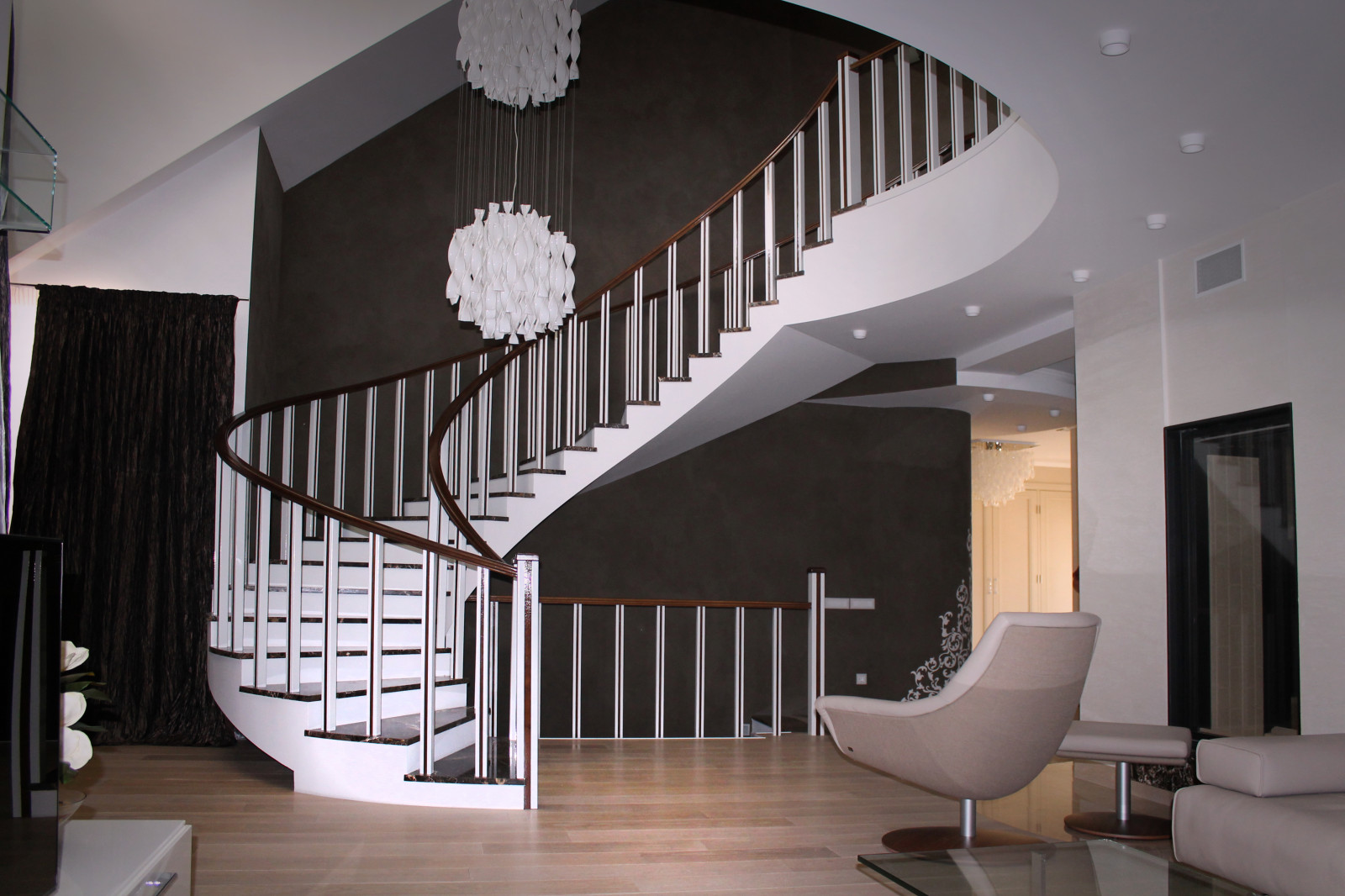 Обложка проекта: Ступени из мрамора Emperador Dark