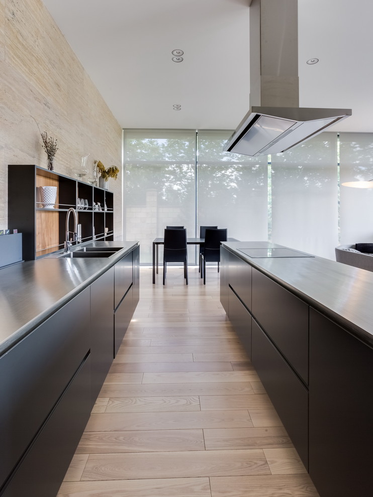 Кухня черного цвета