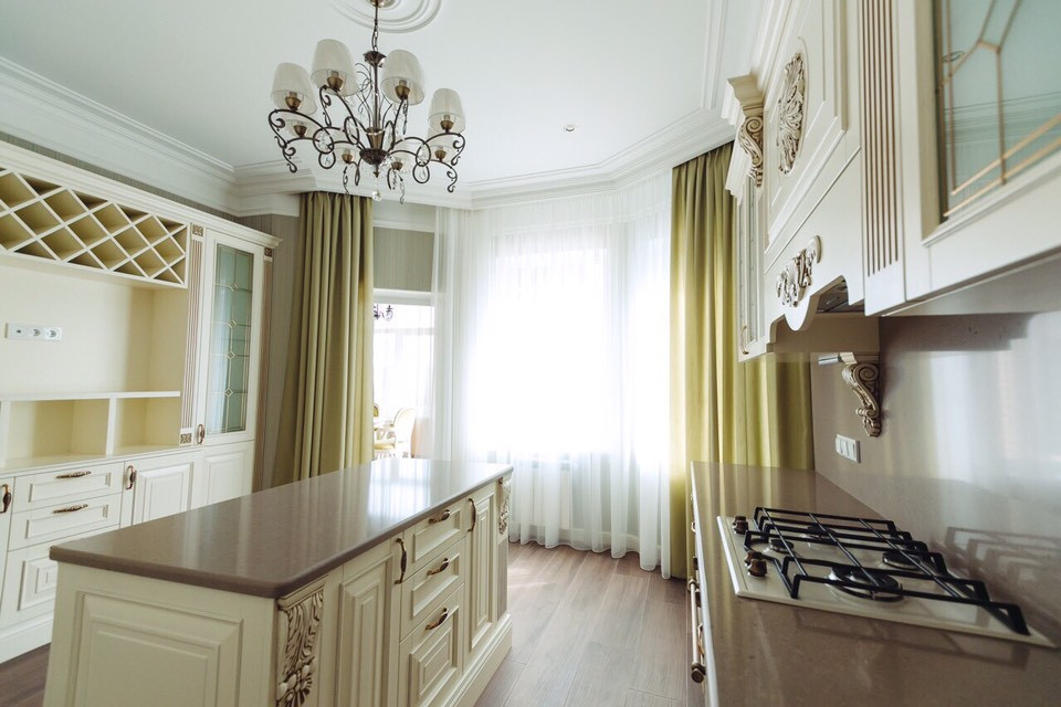 окна в доме