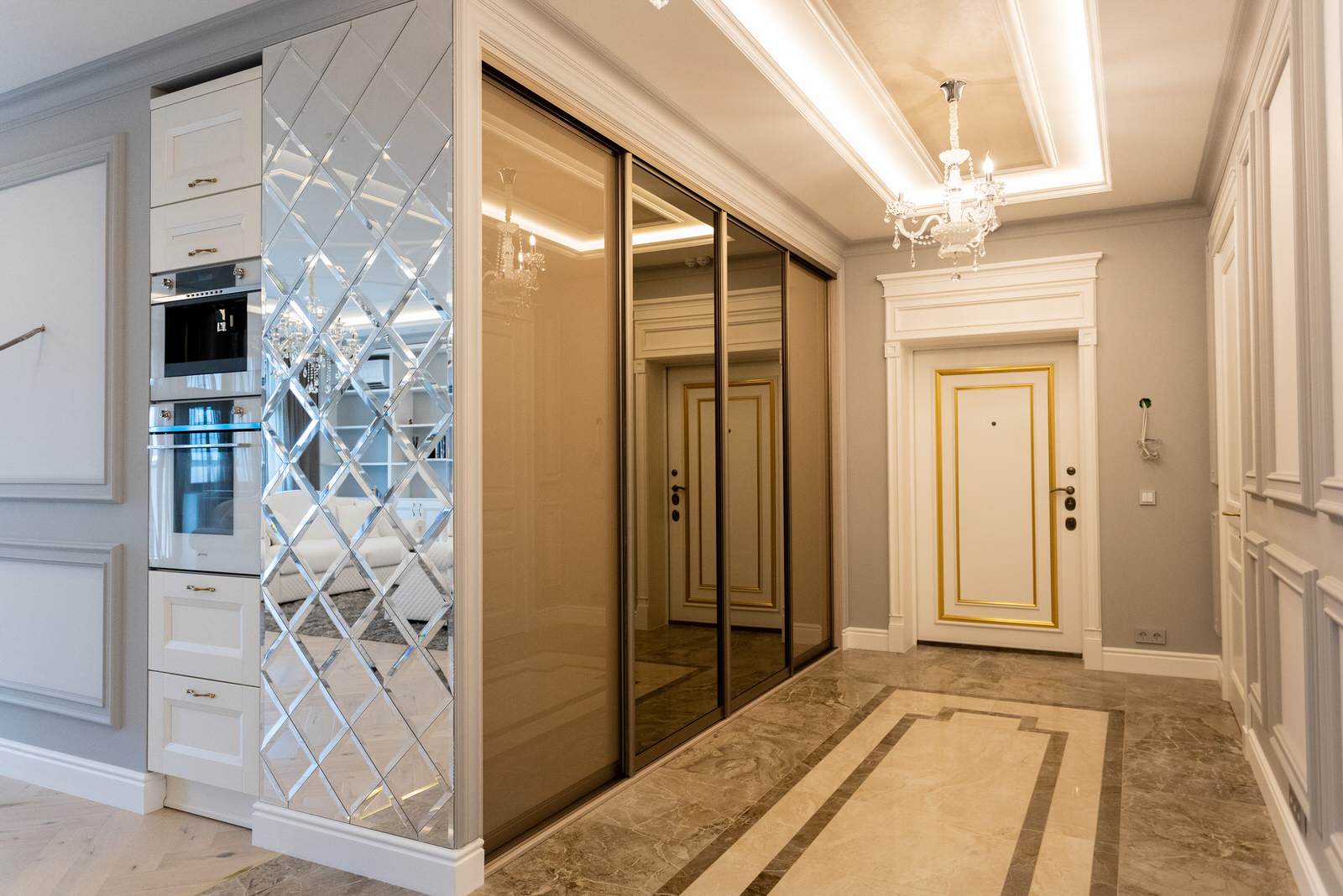 Шкаф raumplus в прихожую