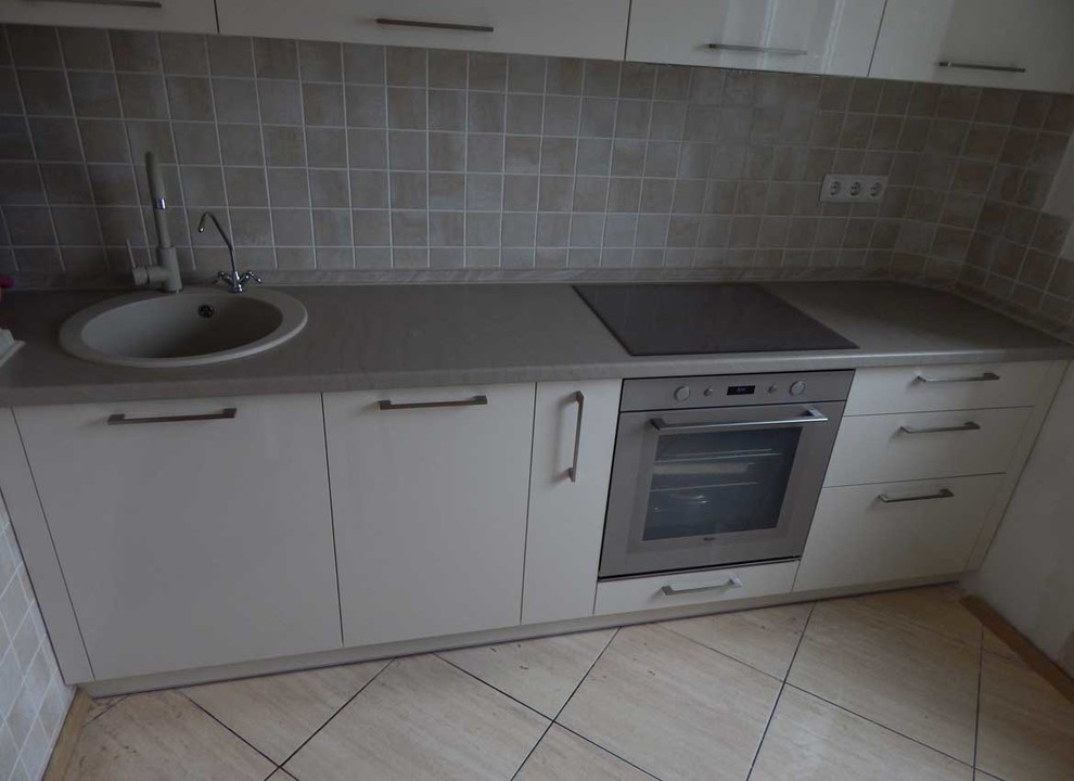 Кухни с фасадами из пластика