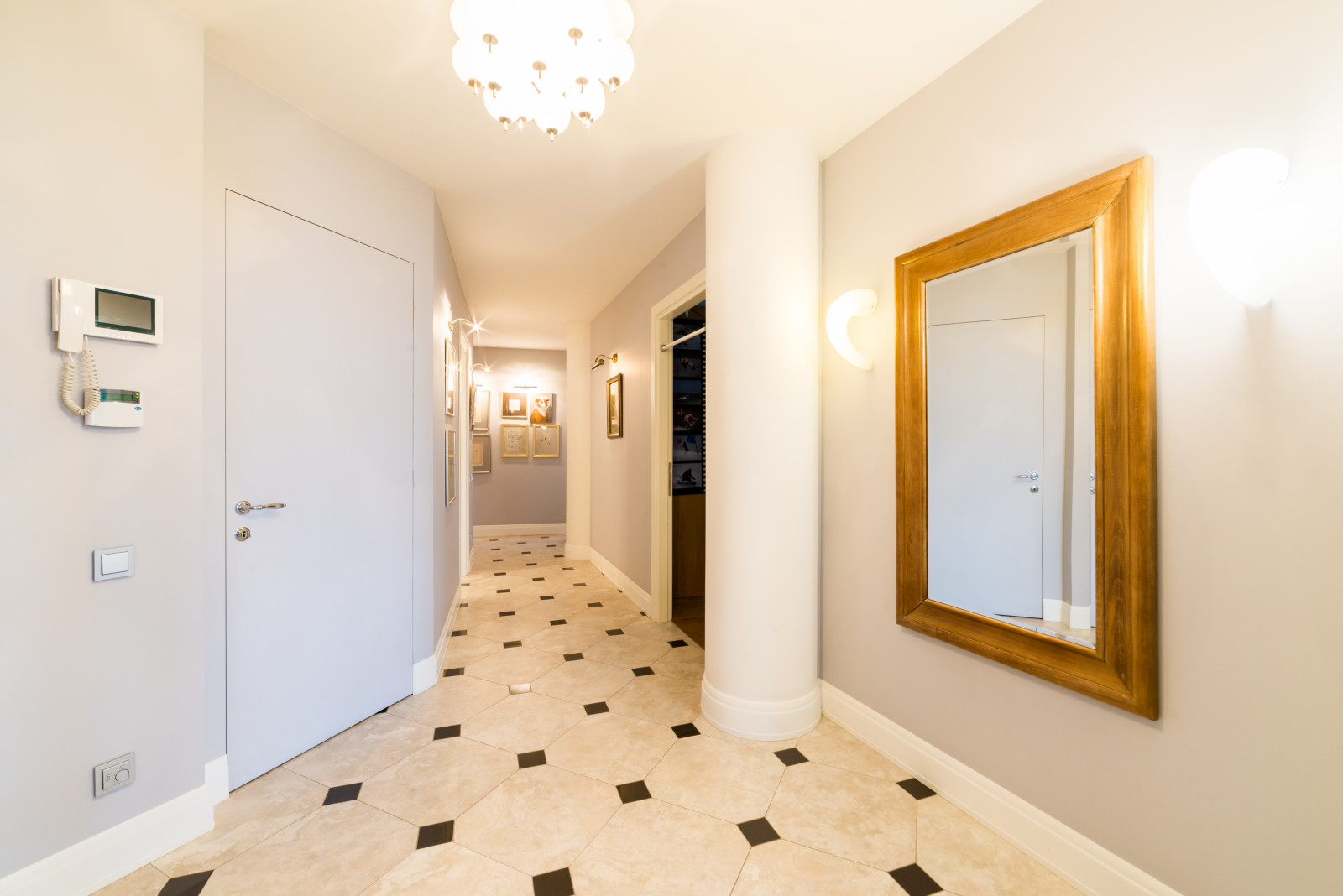 Обложка альбома: 1