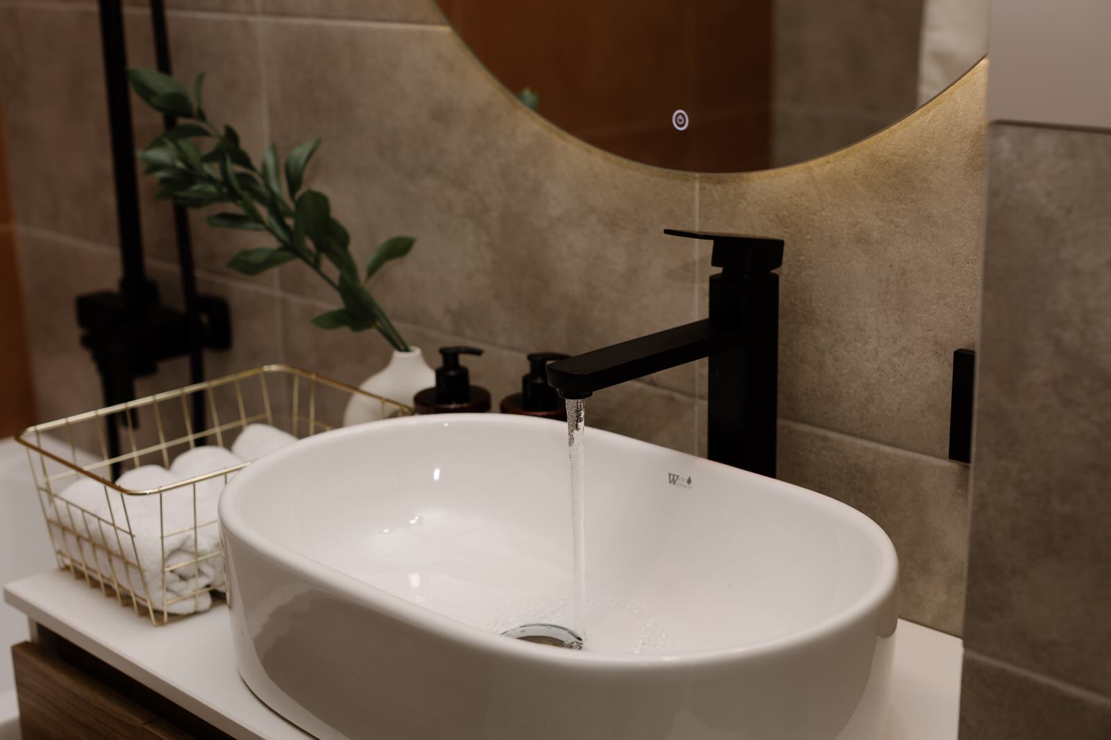 Обложка проекта: Ньютон «Терракот» Санузел