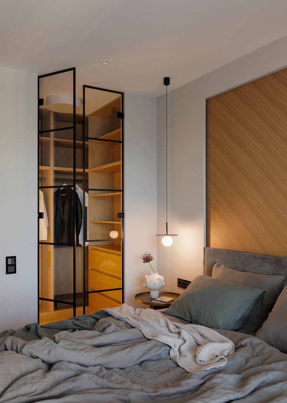 Light midecentury apartment / Квартира с легким флером midcentury