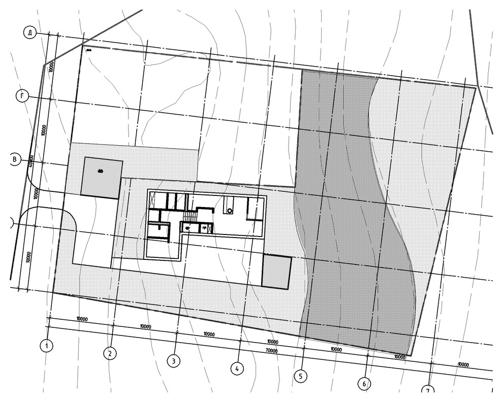 дом на рельефе