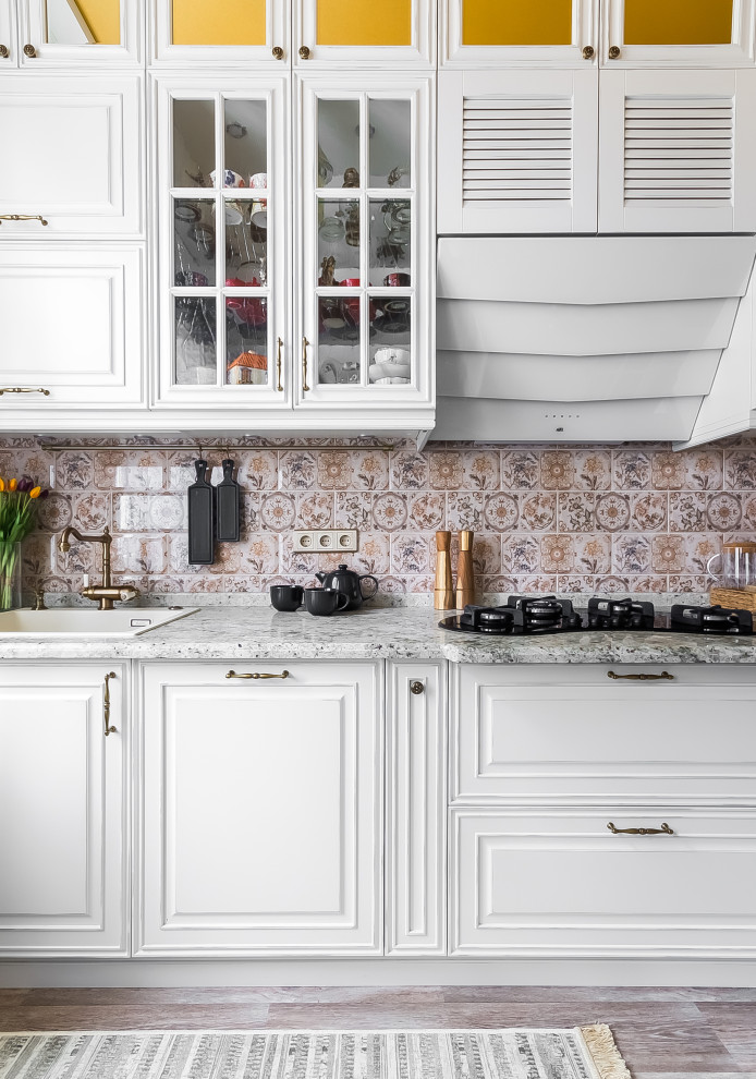 Маленькая кухня в классическом стиле