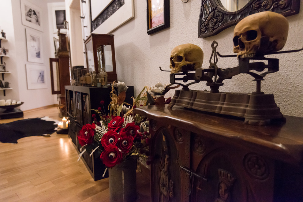 Houzz Германия: Шоу ужасов в одной готической квартире перед Хеллоуином