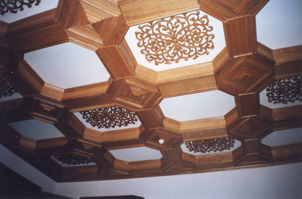 Обложка проекта: ceilings