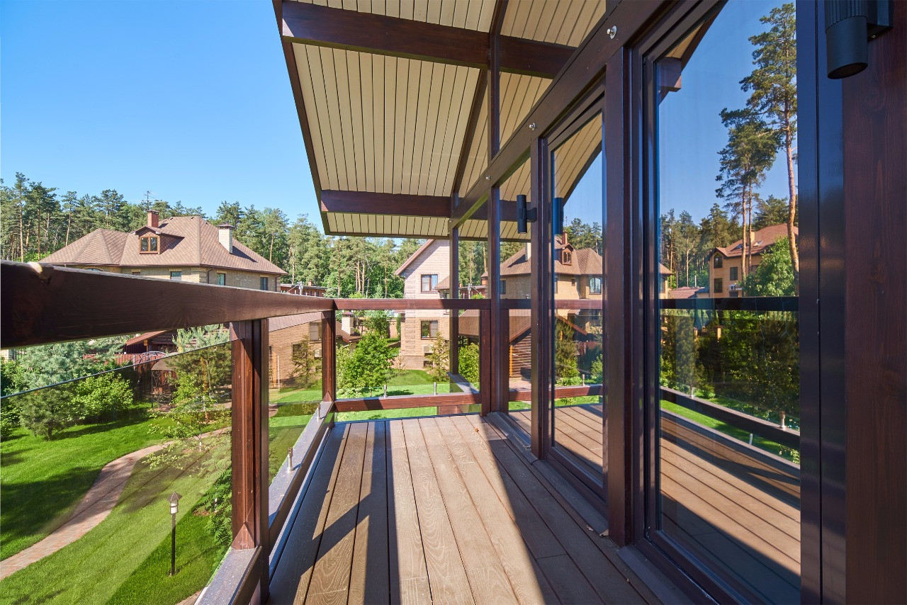 дом фахверк с бассейном