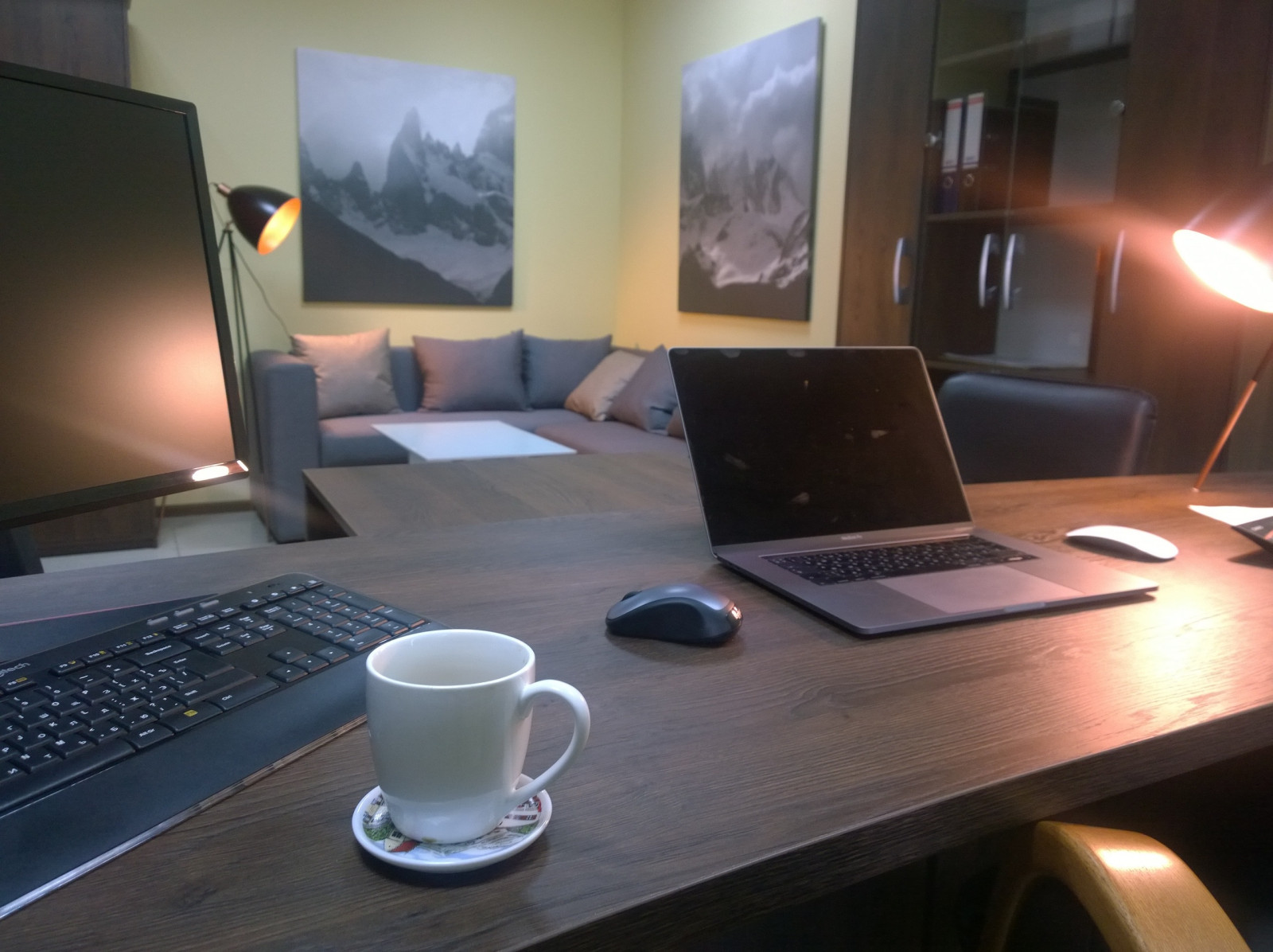 Обложка проекта: Офис 2018 фото